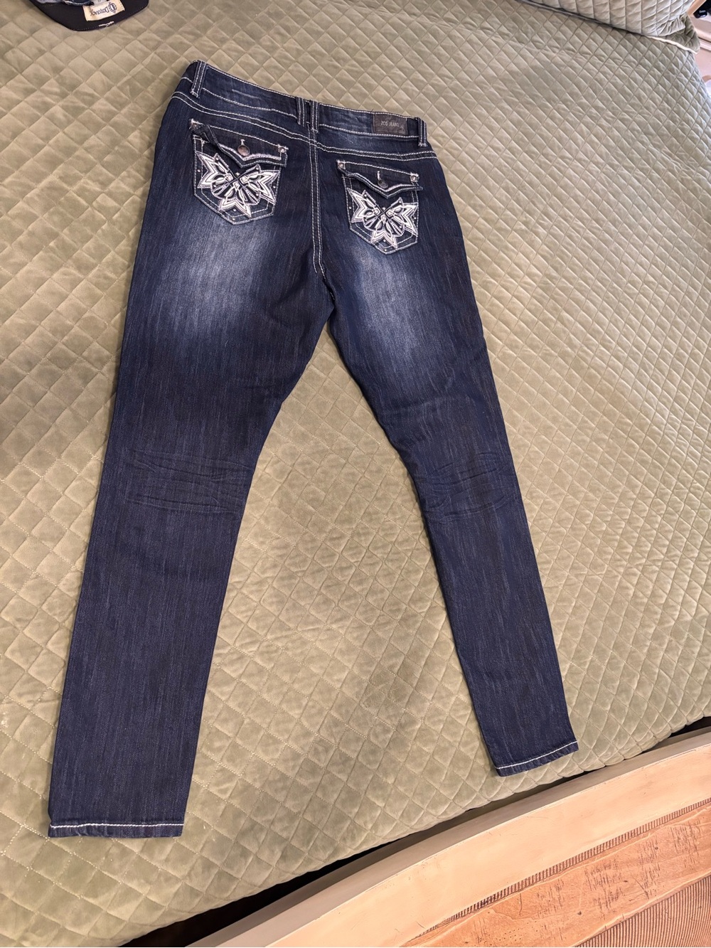 ZCO Dark Blue Embroidered Rhinestone Back Pocket Women’s Jeans